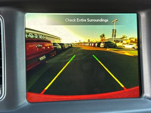 Used 2022 Dodge Charger Scat Pack w/ Dynamics Package image 17