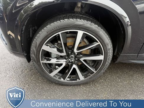 Certified 2024 Volvo XC90 B6 Plus AWD/4WD image 12