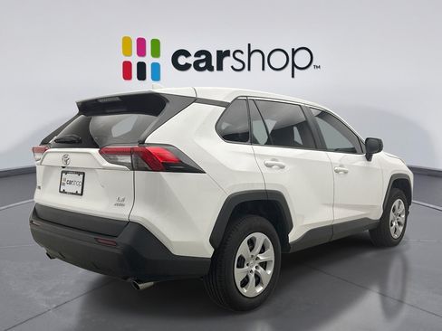 Used 2024 Toyota RAV4 LE AWD/4WD image 5