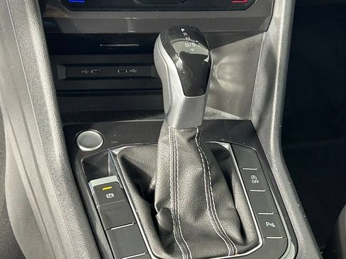 Used 2024 Volkswagen Tiguan SE R-Line AWD/4WD image 22