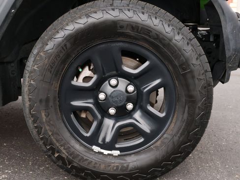 Used 2025 Jeep Wrangler Unlimited Sport AWD/4WD image 22