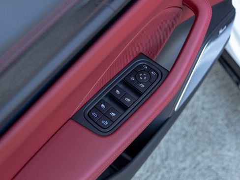 New 2025 Porsche Macan Turbo Electric AWD/4WD image 24