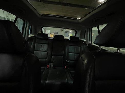 Used 2009 Volkswagen Tiguan SE image 32