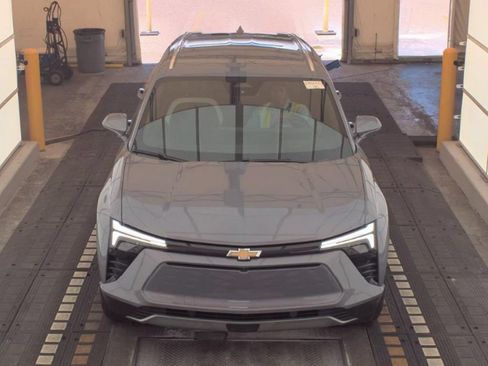 Used 2024 Chevrolet Blazer EV LT AWD/4WD image 2