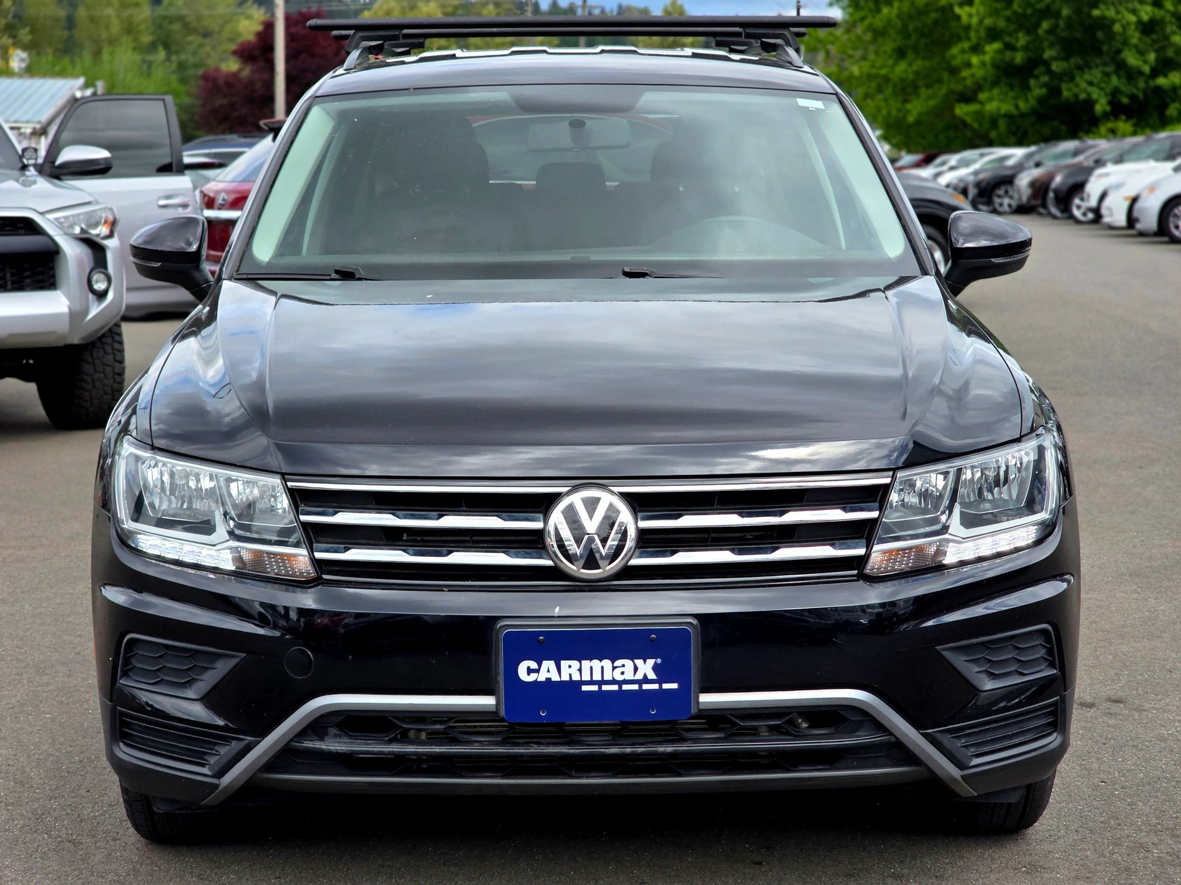 Used 2019 Volkswagen Tiguan S w/ 3rd Row Seat Package AWD/4WD image 2