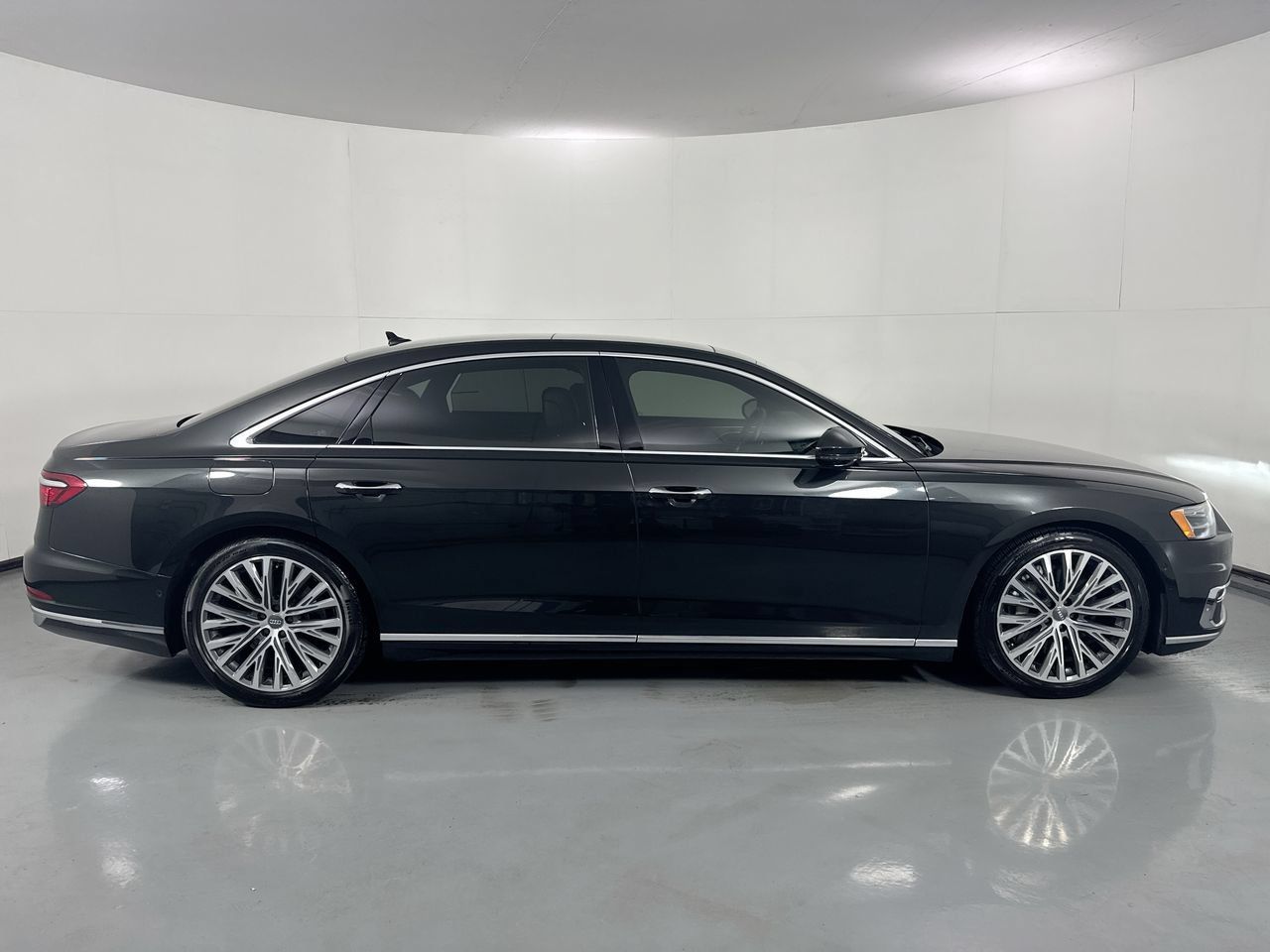 Used 2019 Audi A8 L 3.0T w/ Executive Package AWD/4WD image 38