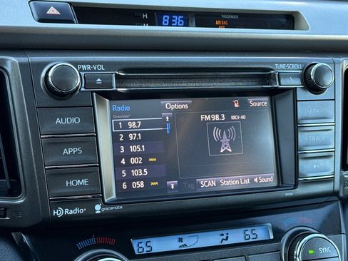 Used 2014 Toyota RAV4 XLE image 18