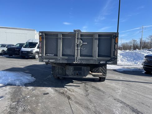 Used 2023 Ford F550 4x4 SuperCab Super Duty w/ Snow Plow Prep Package image 5