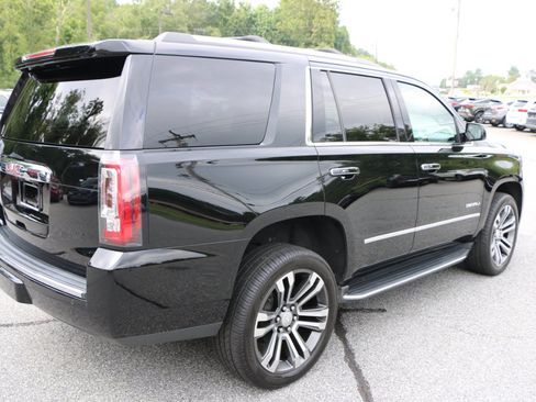 Used 2017 GMC Yukon Denali w/ Open Road Package RWD image 8