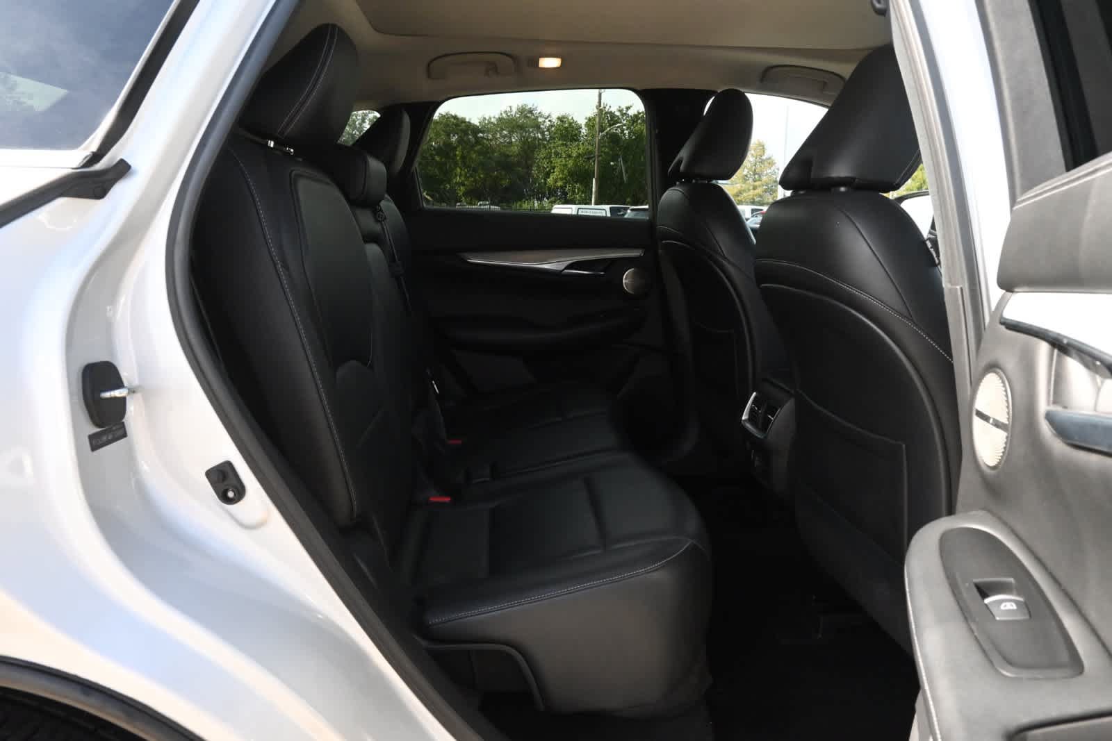 Used 2019 INFINITI QX50 Essential w/ Proactive Package FWD image 22