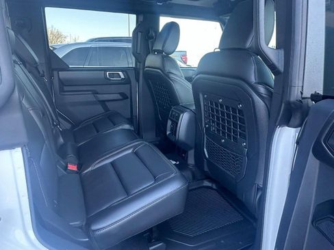 New 2025 Ford Bronco Badlands AWD/4WD image 8