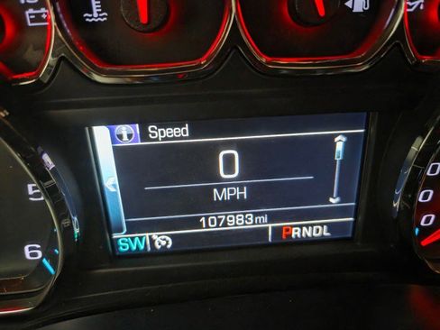 Used 2018 Chevrolet Silverado 1500 LT w/ LT Eassist Package image 44