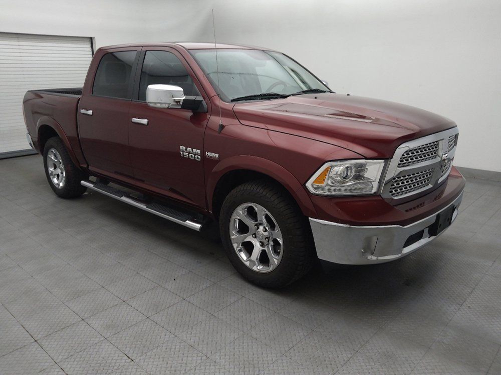 Used 2018 RAM 1500 Laramie AWD/4WD image 11