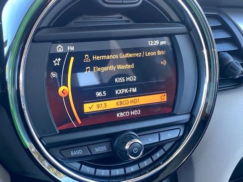 Used 2021 MINI Cooper SE w/ 6.5" Touchscreen Package image 21