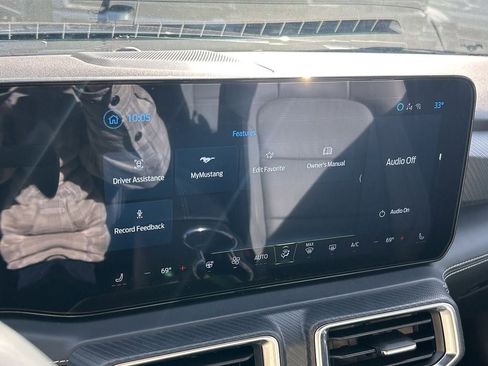 Used 2025 Ford Mustang Premium image 15