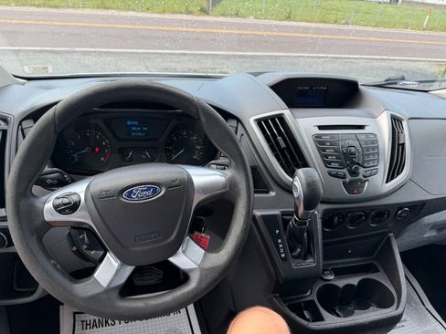 Used 2015 Ford Transit 350 XLT RWD image 11
