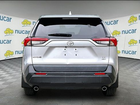 Certified 2022 Toyota RAV4 LE AWD/4WD image 5