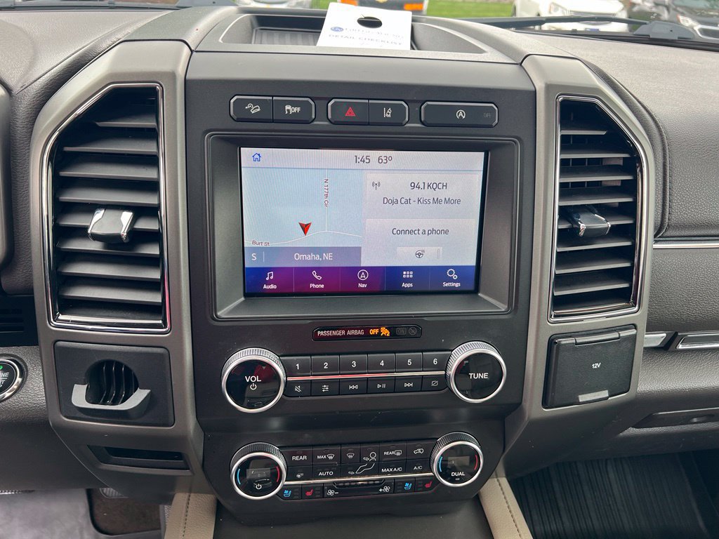 Used 2020 Ford Expedition Max XLT w/ Equipment Group 202A AWD/4WD image 36