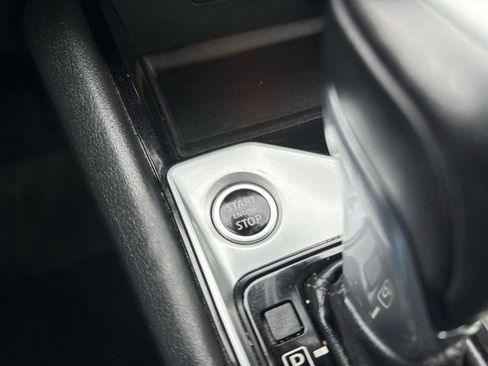 Used 2020 Nissan Altima 2.5 SV image 16