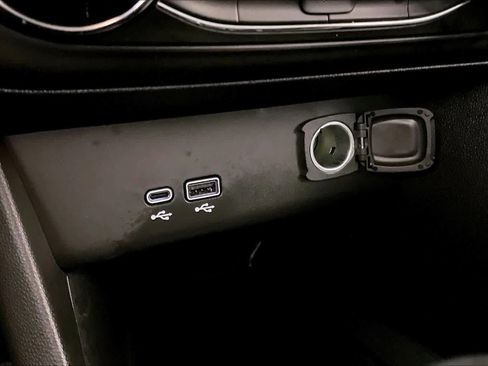 Certified 2024 Buick Encore GX Preferred image 31