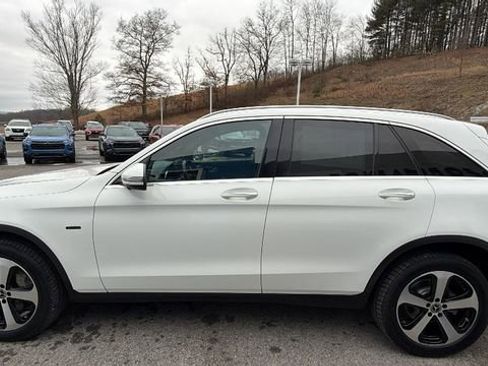 Used 2019 Mercedes-Benz GLC 350e 4MATIC image 7