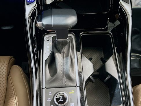 Used 2024 Kia Sorento SX Prestige image 13