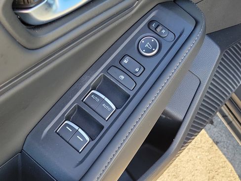 Used 2024 Honda Accord Sport image 14