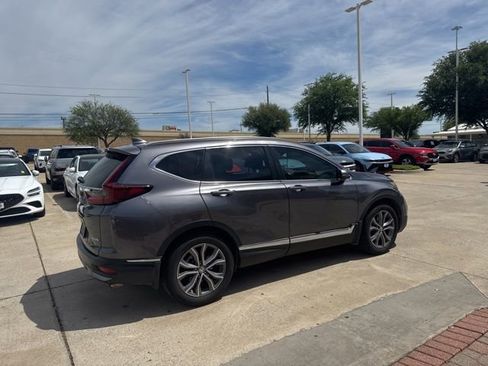 Used 2020 Honda CR-V Touring image 3