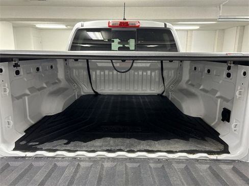 Certified 2024 GMC Canyon AT4 image 25