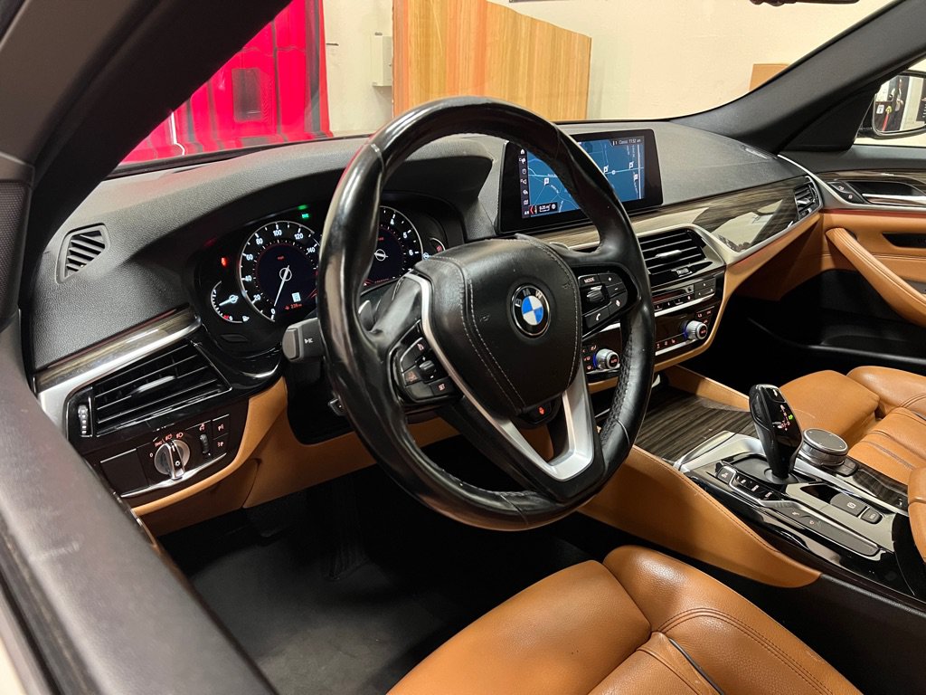 Used 2019 BMW 540i xDrive w/ Premium Package AWD/4WD image 13
