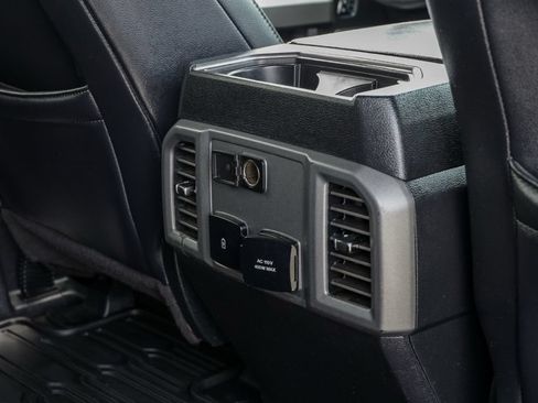 Used 2018 Ford F150 Raptor w/ Equipment Group 802A Luxury AWD/4WD image 25