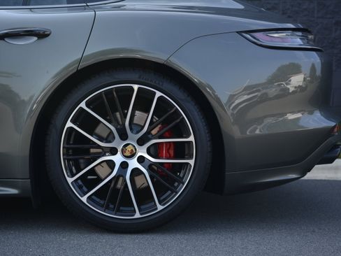 Certified 2023 Porsche Panamera GTS AWD/4WD image 42