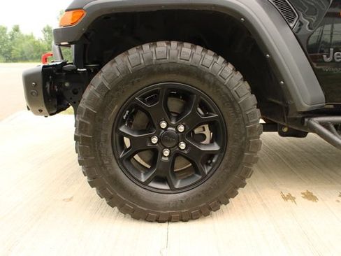 Used 2022 Jeep Wrangler Unlimited Sport AWD/4WD image 28