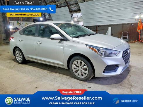 Used 2019 Hyundai Accent SE FWD image 5