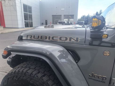 Used 2022 Jeep Wrangler Unlimited Rubicon w/ Xtreme Recon 35" Tire Package image 28