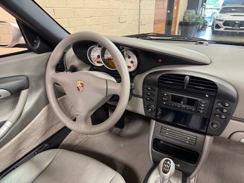 Used 2003 Porsche Boxster S RWD image 33