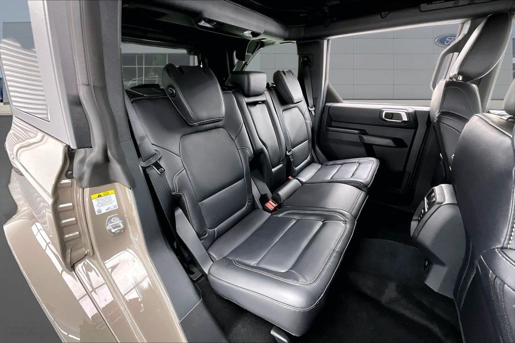 New 2026 Ford Bronco Outer Banks AWD/4WD image 10