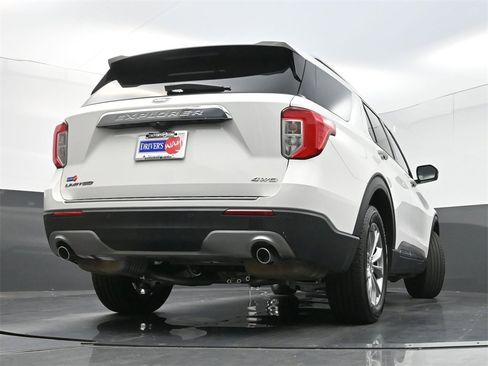 Used 2023 Ford Explorer Limited image 31