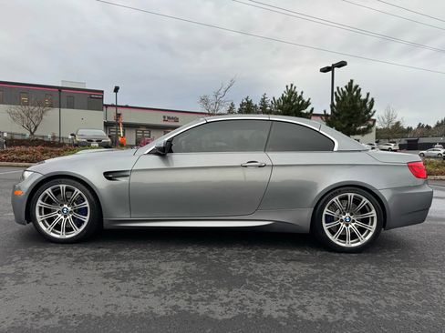Used 2009 BMW M3 Convertible 2D image 8