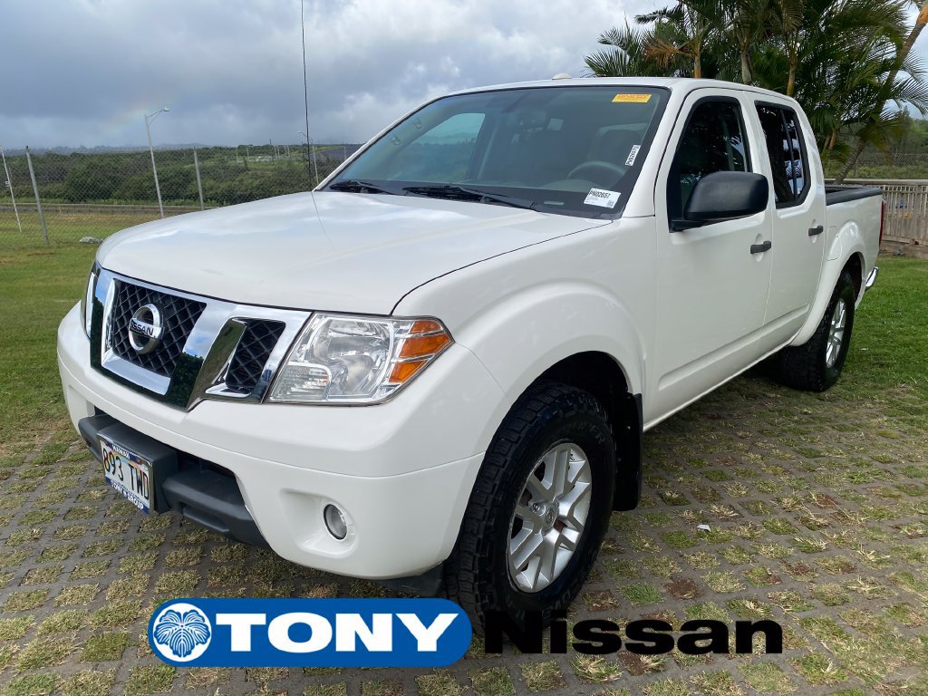 Used 2017 Nissan Frontier SV w/ SV Value Truck Package AWD/4WD image 3