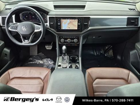Certified 2023 Volkswagen Atlas SEL Premium AWD/4WD image 29