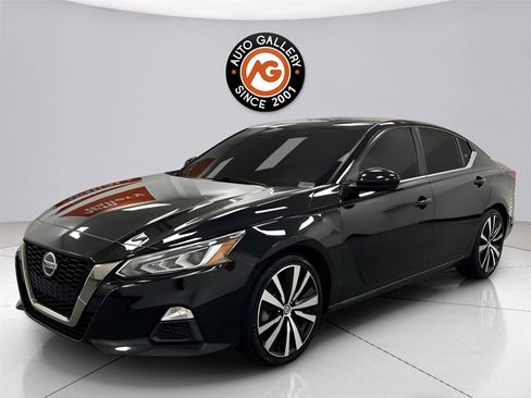 Used 2021 Nissan Altima 2.5 SR image 3
