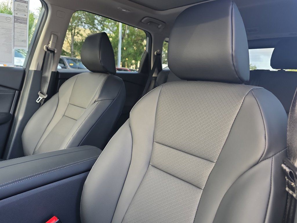 New 2026 Nissan Rogue Dark Armor FWD image 21