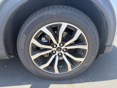 Used 2022 Ford Explorer ST-Line image 8