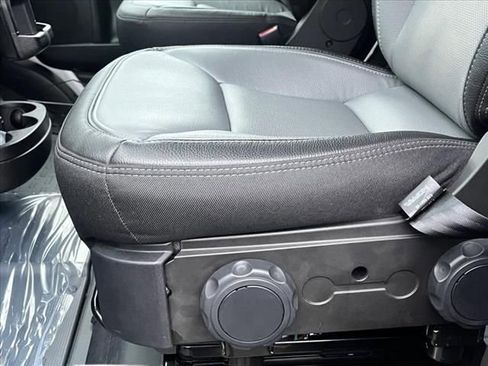 New 2025 RAM ProMaster 3500 w/ Quick Order Package 22G SLT image 9