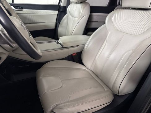 Used 2023 Hyundai Palisade Calligraphy image 13
