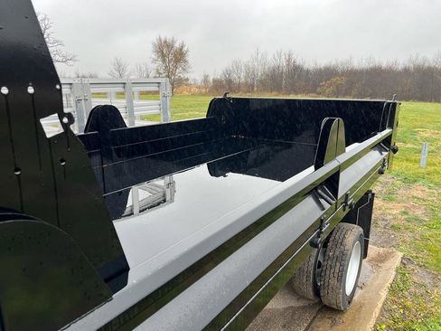 New 2023 RAM 5500 Tradesman w/ Max Tow Package image 34