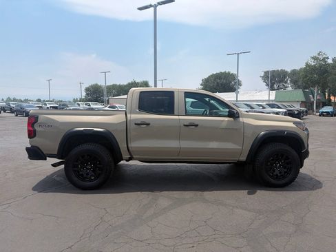 Used 2023 Chevrolet Colorado Trail Boss w/ Technology Package AWD/4WD image 9