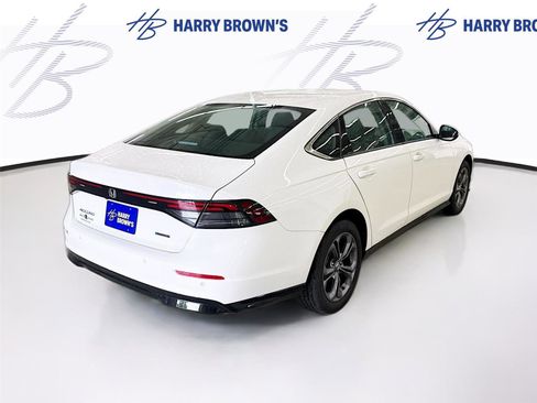 Used 2025 Honda Accord EX-L image 9