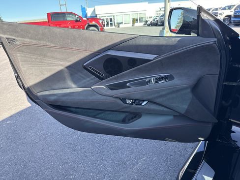 New 2026 Chevrolet Corvette Z06 w/ Z07 Performance Package image 14